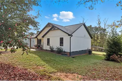 218 Taylor Street, Yadkinville, NC 27055 - Photo 3