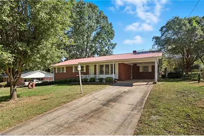 348 Patricia Lane, Lexington, NC 27295 - Photo 3