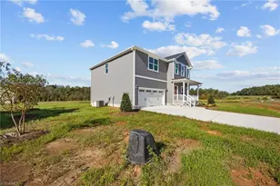 6816 Steeplegate Dr, Burlington, NC 27215 - Photo 9