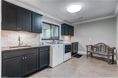 200 W Harris Place, Eden, NC 27288 - Photo 33