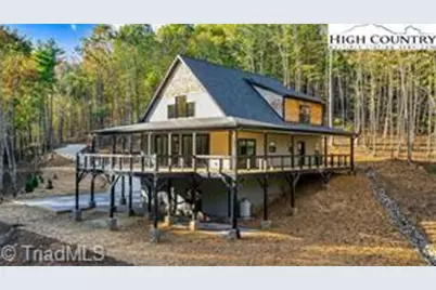 250 Noahs Ridge, Fleetwood, NC 28626 - Photo 3