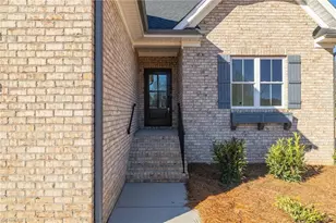8305 Pyramid Dr, Summerfield, NC 27358 - Photo 5