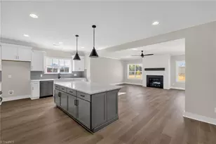 8305 Pyramid Dr, Summerfield, NC 27358 - Photo 11