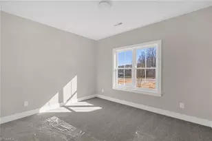 8305 Pyramid Dr, Summerfield, NC 27358 - Photo 17