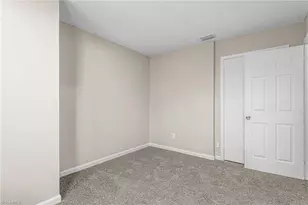 319 E Montcastle Dr, Greensboro, NC 27406 - Photo 19