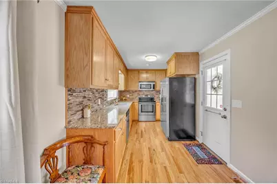 313 Arrowood Street SE, Lenoir, NC 28645 - Photo 21