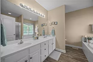 2392 Willowview Dr, Graham, NC 27253 - Photo 25