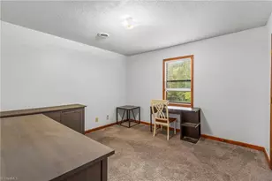 2002 Aspen Way, Winston-Salem, NC 27106 - Photo 15