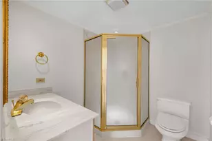 1101 N Elm St, Greensboro, NC 27401 - Photo 11