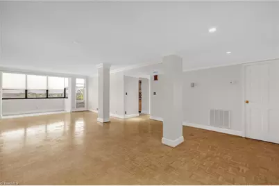 1101 N Elm Street #802, Greensboro, NC 27401 - Photo 5