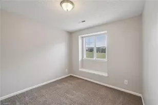 3221 Pipers Way, High Point, NC 27265 - Photo 21