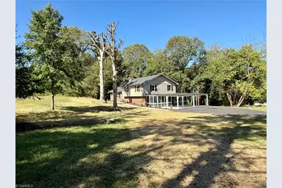 216 Belvue Drive, Mount Airy, NC 27030 - Photo 3