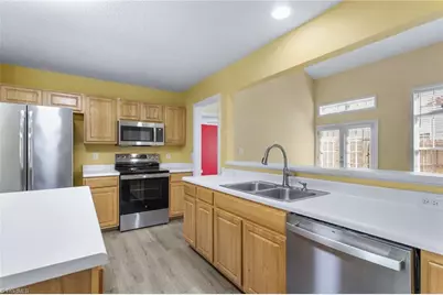 609 Huntingdon Street, Elon, NC 27244 - Photo 5