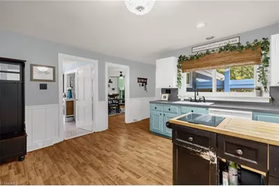 627 Highland Drive, Eden, NC 27288 - Photo 13