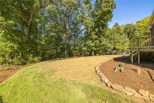 627 Highland Dr, Eden, NC 27288 - Photo 35