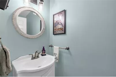 627 Highland Drive, Eden, NC 27288 - Photo 9