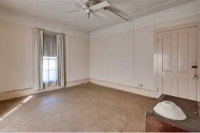 507 S Cedar Street, Greensboro, NC 27401 - Photo 9