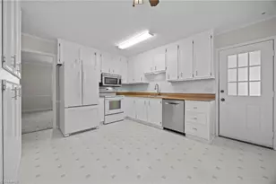 1100 Kingswood Dr, Kernersville, NC 27284 - Photo 9