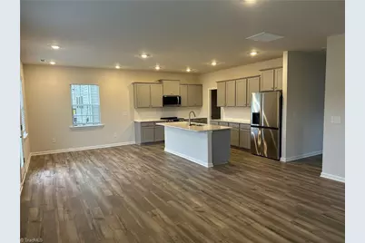 5526 Hydrangea Street, Winston-Salem, NC 27104 - Photo 7