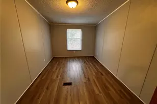 181 Fox Walk Ln, Pilot Mountain, NC 27041 - Photo 23