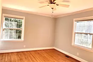 3306 Lawndale Dr, Greensboro, NC 27408 - Photo 15