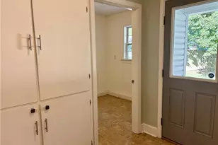 3306 Lawndale Dr, Greensboro, NC 27408 - Photo 11