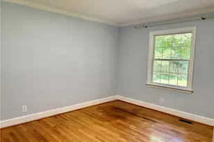 3306 Lawndale Dr, Greensboro, NC 27408 - Photo 17