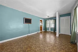 5807 Woodcliff Dr, Greensboro, NC 27410 - Photo 29