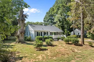 5807 Woodcliff Dr, Greensboro, NC 27410 - Photo 3