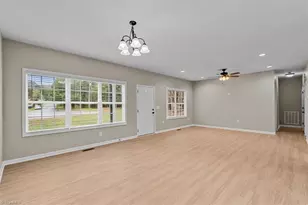 575 Twain Dr, Asheboro, NC 27203 - Photo 11