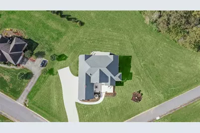 202 Canterbury Drive, North Wilkesboro, NC 28659 - Photo 27