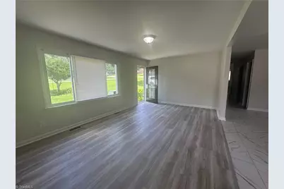 2021 Hollandale Drive, Gastonia, NC 28054 - Photo 11