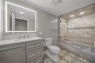 2323 Pineview Dr, Burlington, NC 27215 - Photo 29