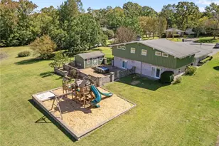 2323 Pineview Dr, Burlington, NC 27215 - Photo 5