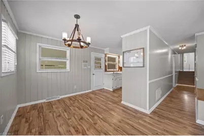 2323 Pineview Drive, Burlington, NC 27215 - Photo 13