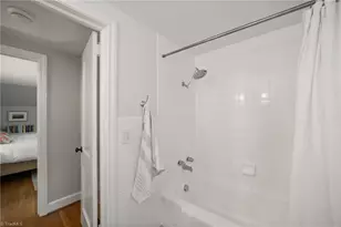 2520 Robinhood Rd, Winston-Salem, NC 27106 - Photo 29