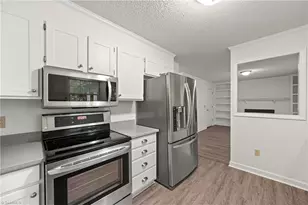 1222 Shelter Cove, Winston-Salem, NC 27104 - Photo 11