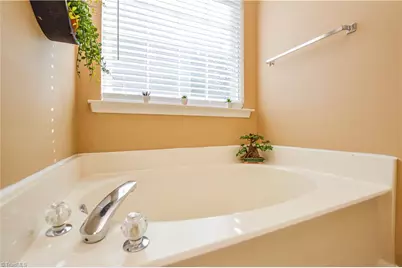 3339 Cherrybrook Drive, Jamestown, NC 27282 - Photo 23