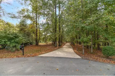 410 Niblick Drive, Summerfield, NC 27358 - Photo 5