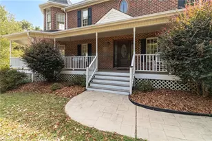 410 Niblick Dr, Summerfield, NC 27358 - Photo 3