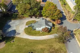 1911 Margaret St, Winston-Salem, NC 27103 - Photo 29