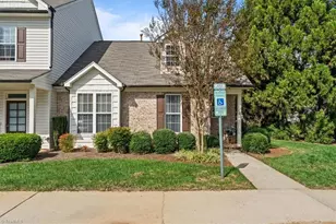 5 Abelia Ct, Greensboro, NC 27455 - Photo 3