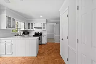 4307 Oak Hollow Dr, High Point, NC 27265 - Photo 13