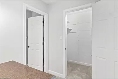 4307 Oak Hollow Drive, High Point, NC 27265 - Photo 23