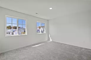 3804 Sanderston Dr, Greensboro, NC 27405 - Photo 17