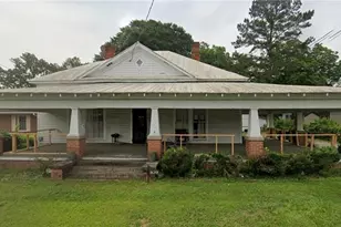 109 S Church St, Mount Olive, NC 28365 - Photo 1