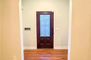 1023 S Main St, Burlington, NC 27215 - Photo 5