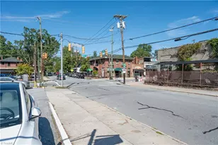 2029 Walker Ave, Greensboro, NC 27403 - Photo 33