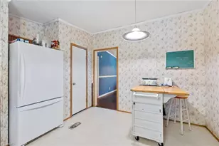 5519 Bridgeway Dr, Greensboro, NC 27406 - Photo 11