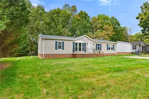 5519 Bridgeway Dr, Greensboro, NC 27406 - Photo 3